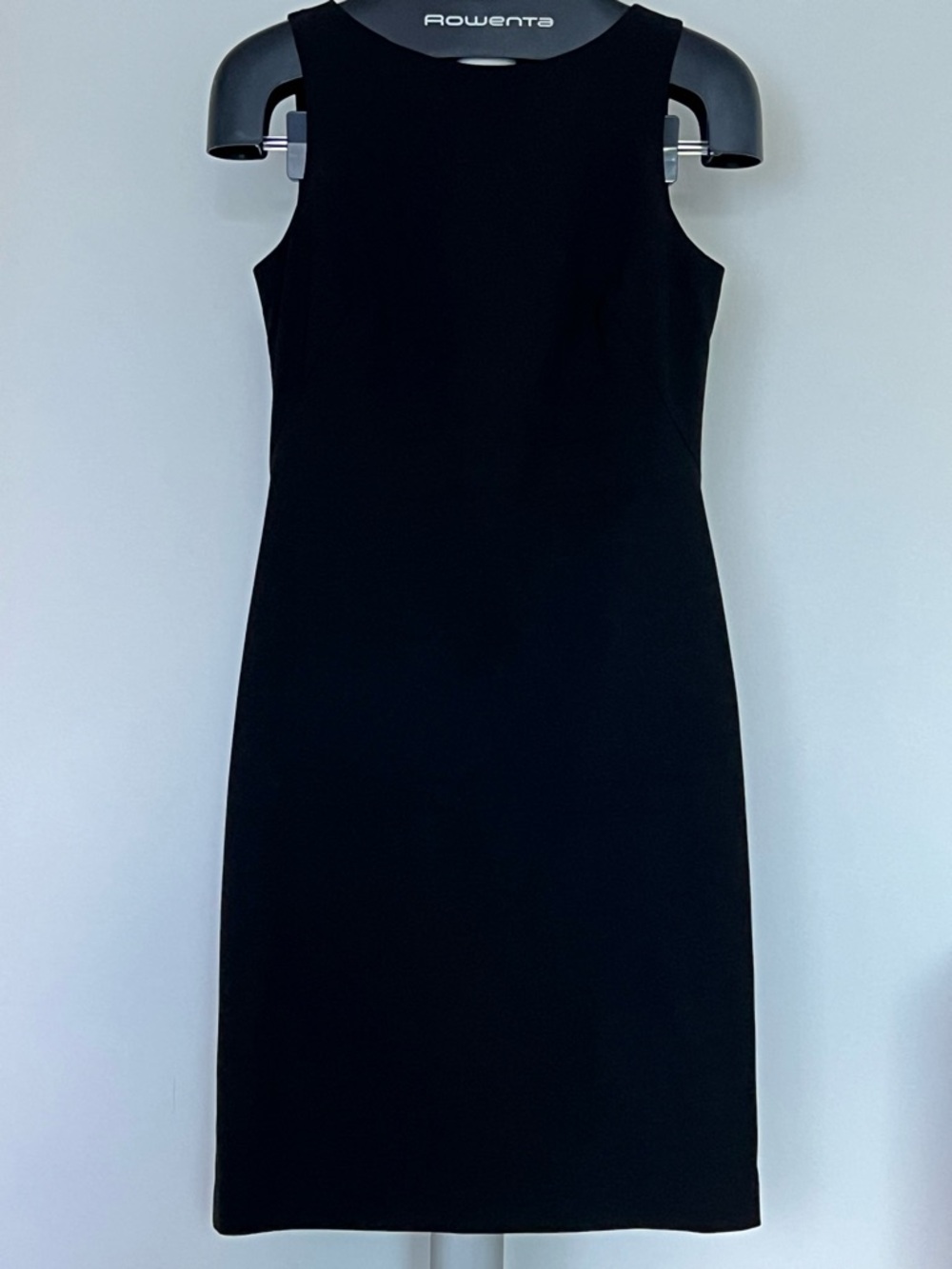 Theory Black Sleeveless Midi Sheath Dress